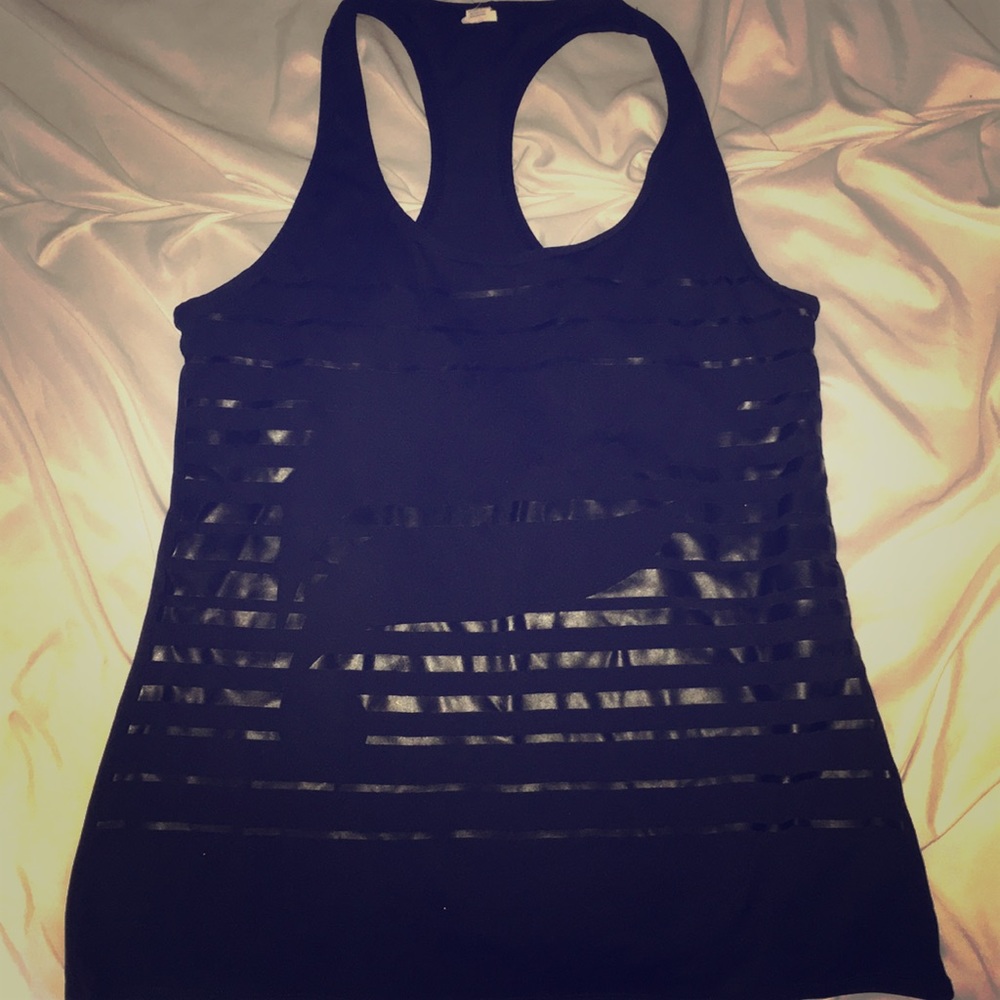 Workout top
